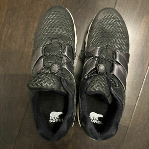 𝅺*HOST PICK ⭐️✨EUC, Sorel KINETIC™ SPEED, Color: Black, Sea Salt  Size: 9.5